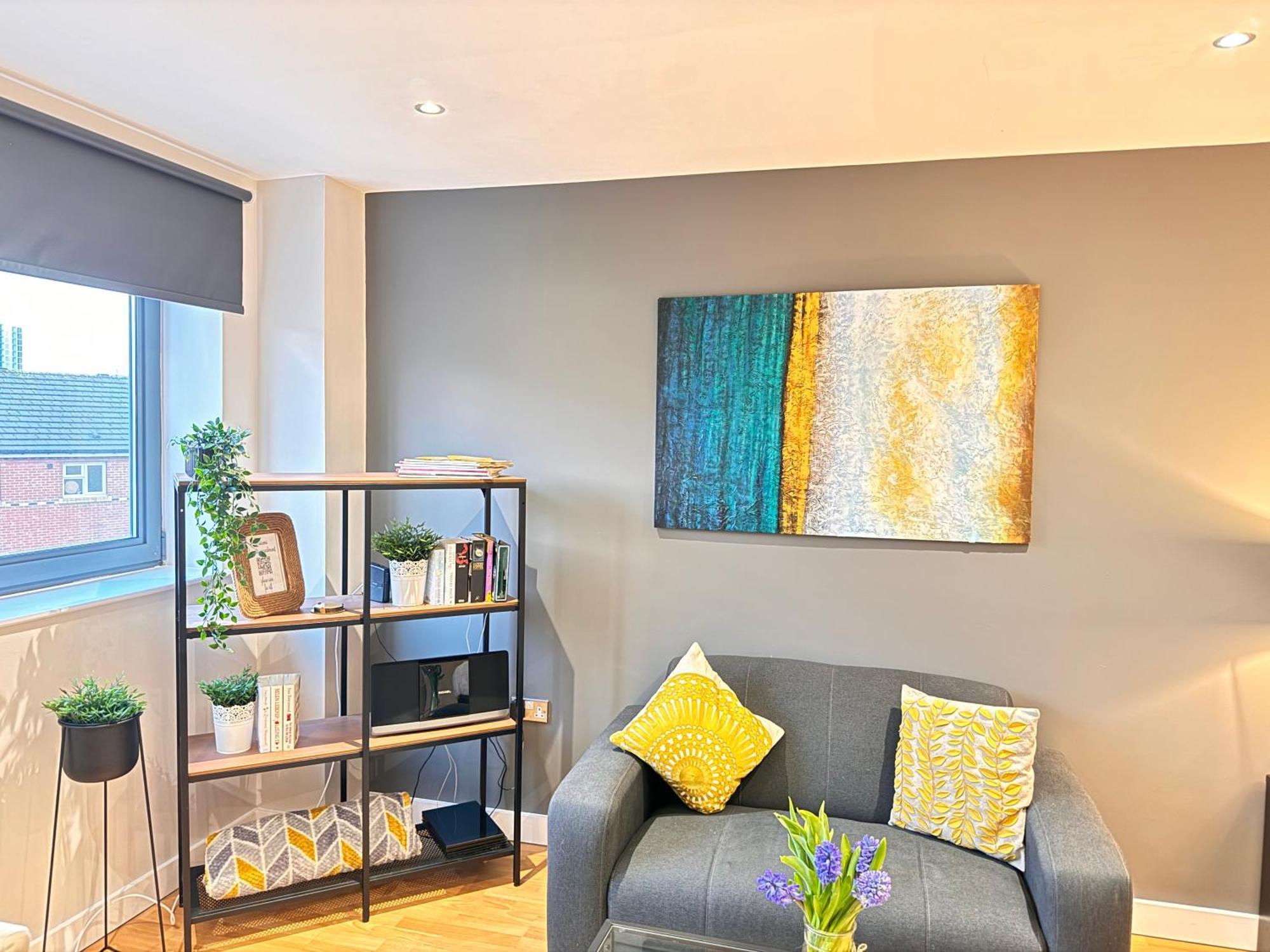 Perfectly Located City Centre Studio Apartment - West One With Free Wifi, Gym Access, Netflix Sheffield Eksteriør billede